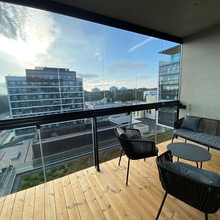 Ainoa Shopping Center Apartments - Tapiola Еспоо Екстер'єр фото